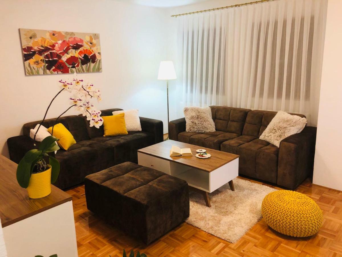 Apartment Golden Fields 斯莫利亚纳茨 外观 照片
