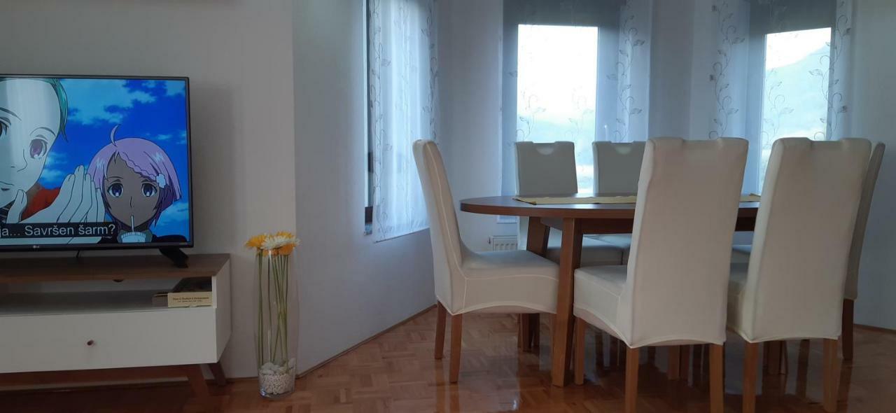 Apartment Golden Fields 斯莫利亚纳茨 外观 照片